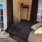 Gemuetliches Loft Mit Terrasse Im Ehemaligen Bahnhof Kalenborn Appartement Vettelschoß