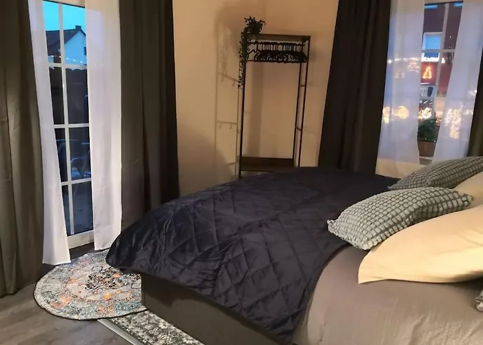 Gemuetliches Loft Mit Terrasse Im Ehemaligen Bahnhof Kalenborn Apartman Vettelschoß