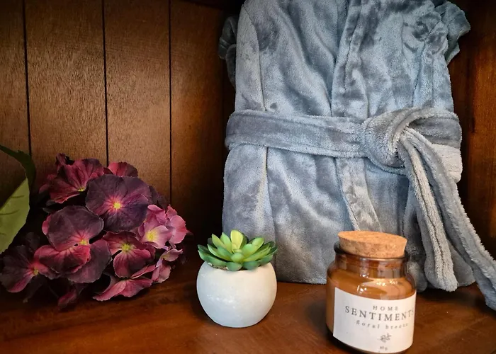 Gemuetliches Loft Mit Terrasse Im Ehemaligen Bahnhof Kalenborn