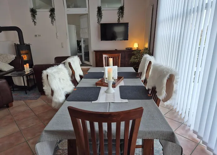 Gemuetliches Loft Mit Terrasse Im Ehemaligen Bahnhof Kalenborn Vettelschoß